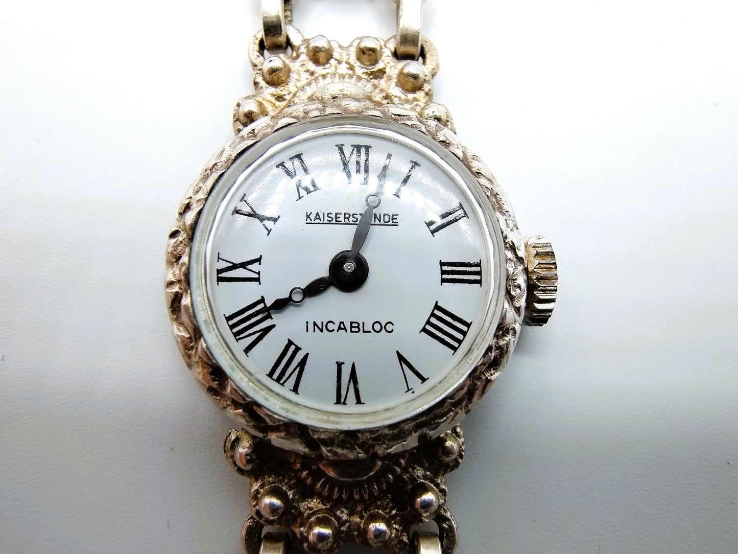 Silver ladies watch, Kaiserstunde, 15 cm.