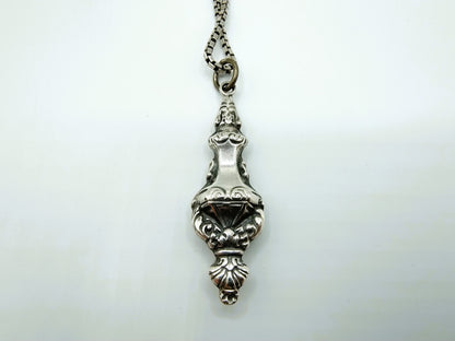 Silver gourmet necklace with antique silver pendant, 47 cm.