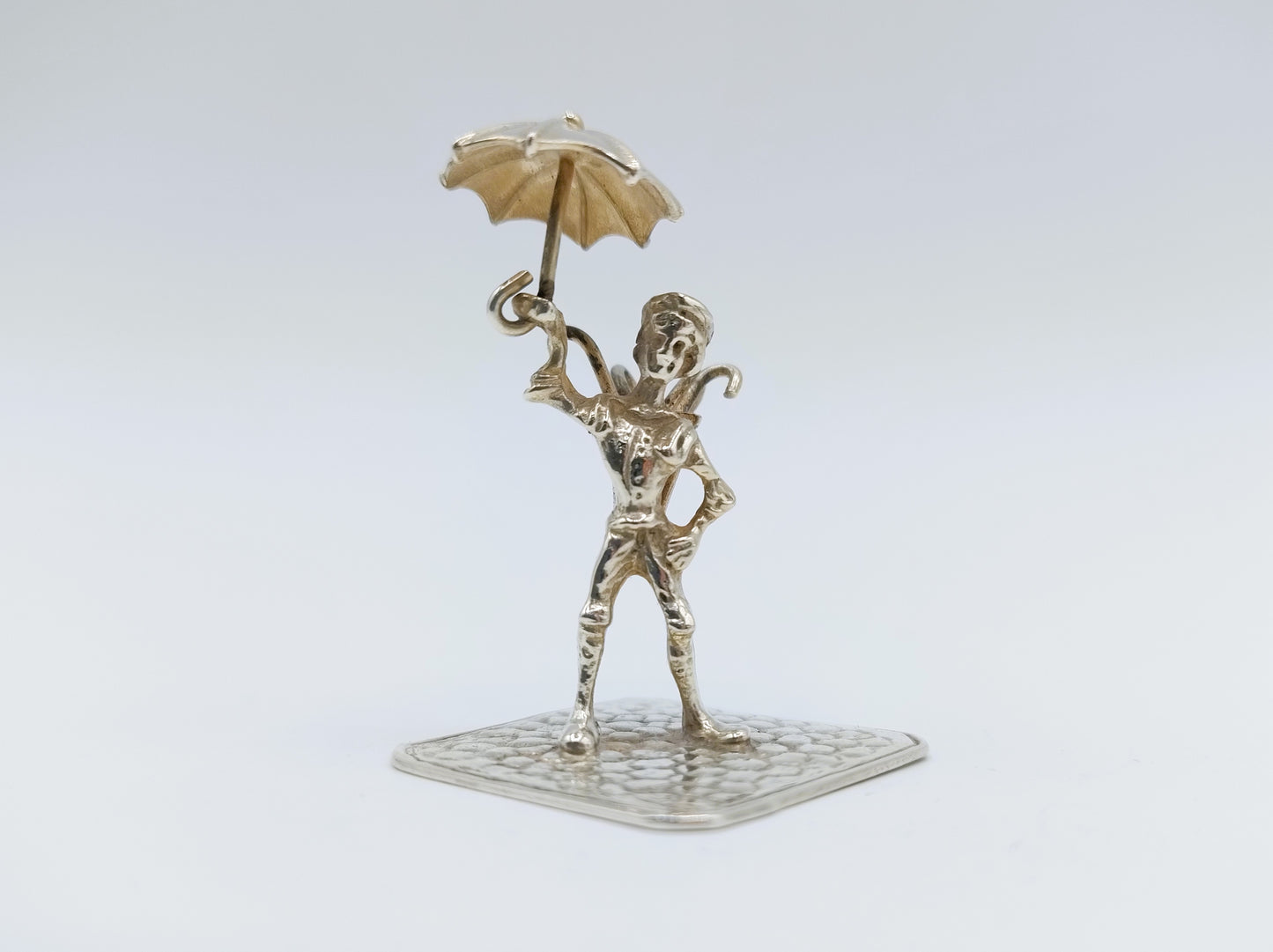 Silver miniature, umbrella seller, CB Bos, Zandvoort