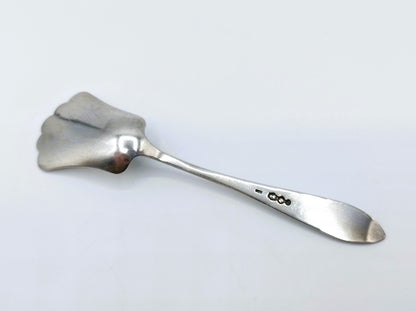 Silver sugar scoop, Schoonhoven, 1928