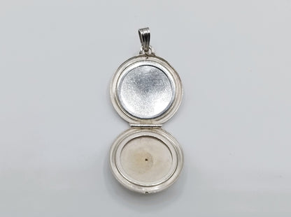 Silver medallion pendant, 925