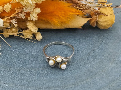 Zilveren ring met parels, 18 mm