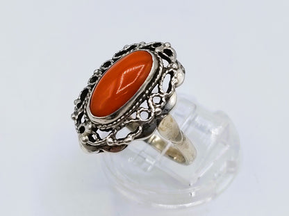 Zilveren ring met bloedkoraal, Jac. de Vaal, Schoonhoven, 19 mm