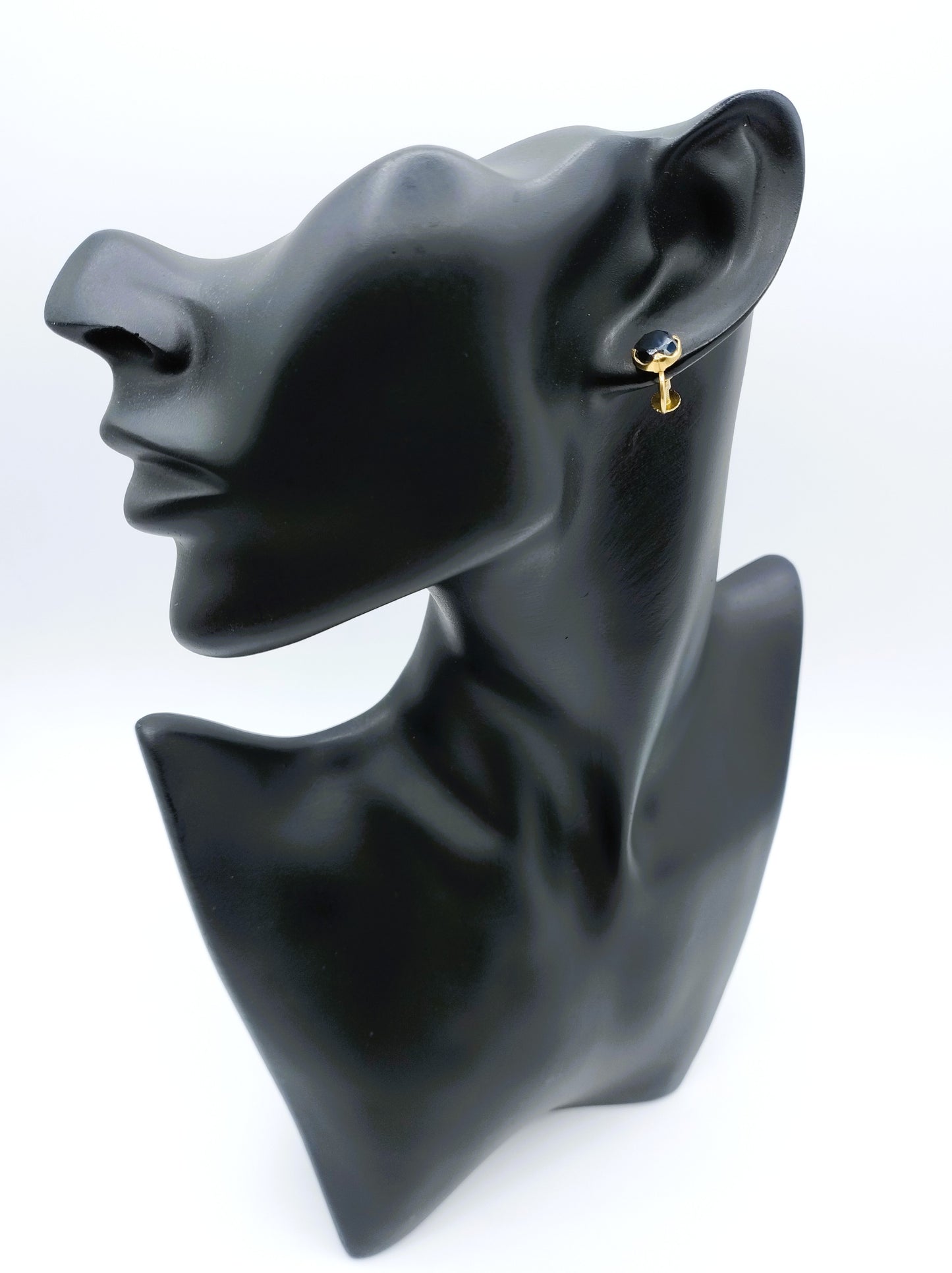 Gold screw earrings with black spinel