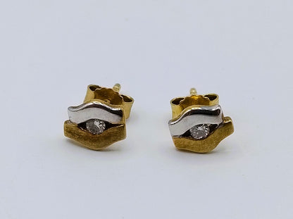 Yellow and white gold earrings with diamond (0.03 ct per earring)