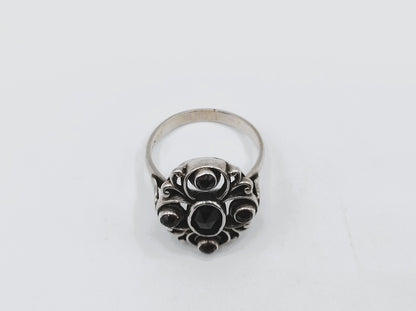 Silberner Vintage-Ring mit 5 geschliffenen Granaten, 19,5 mm