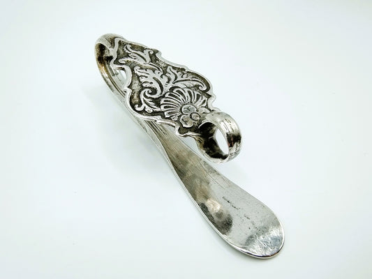 Silver bag hook, J. de Vries, Amsterdam, 1782