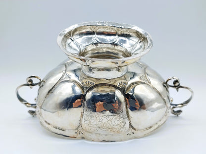 Silver brandy bowl, L. Guidon, Groningen, 1698