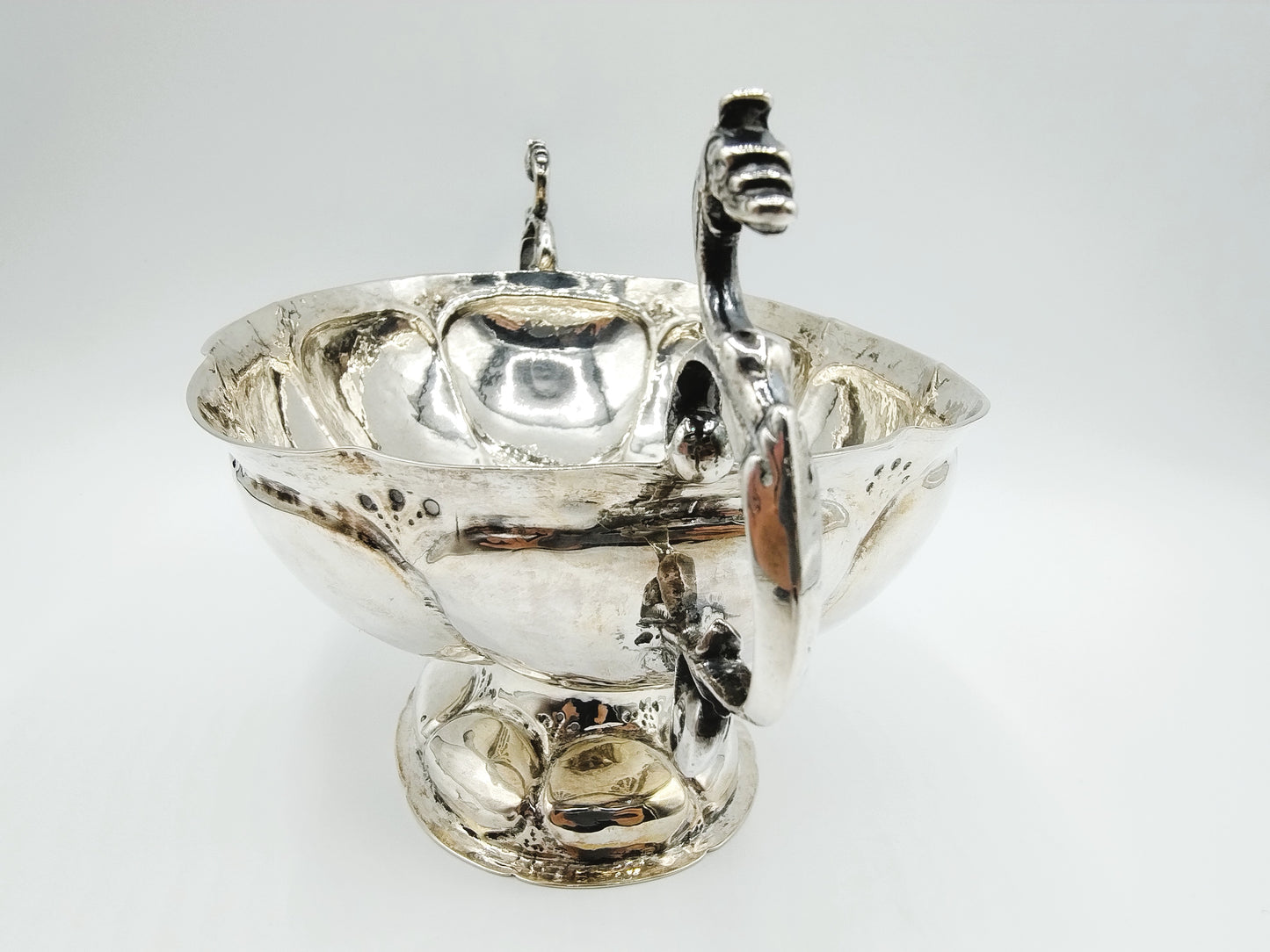 Silver brandy bowl, L. Guidon, Groningen, 1698