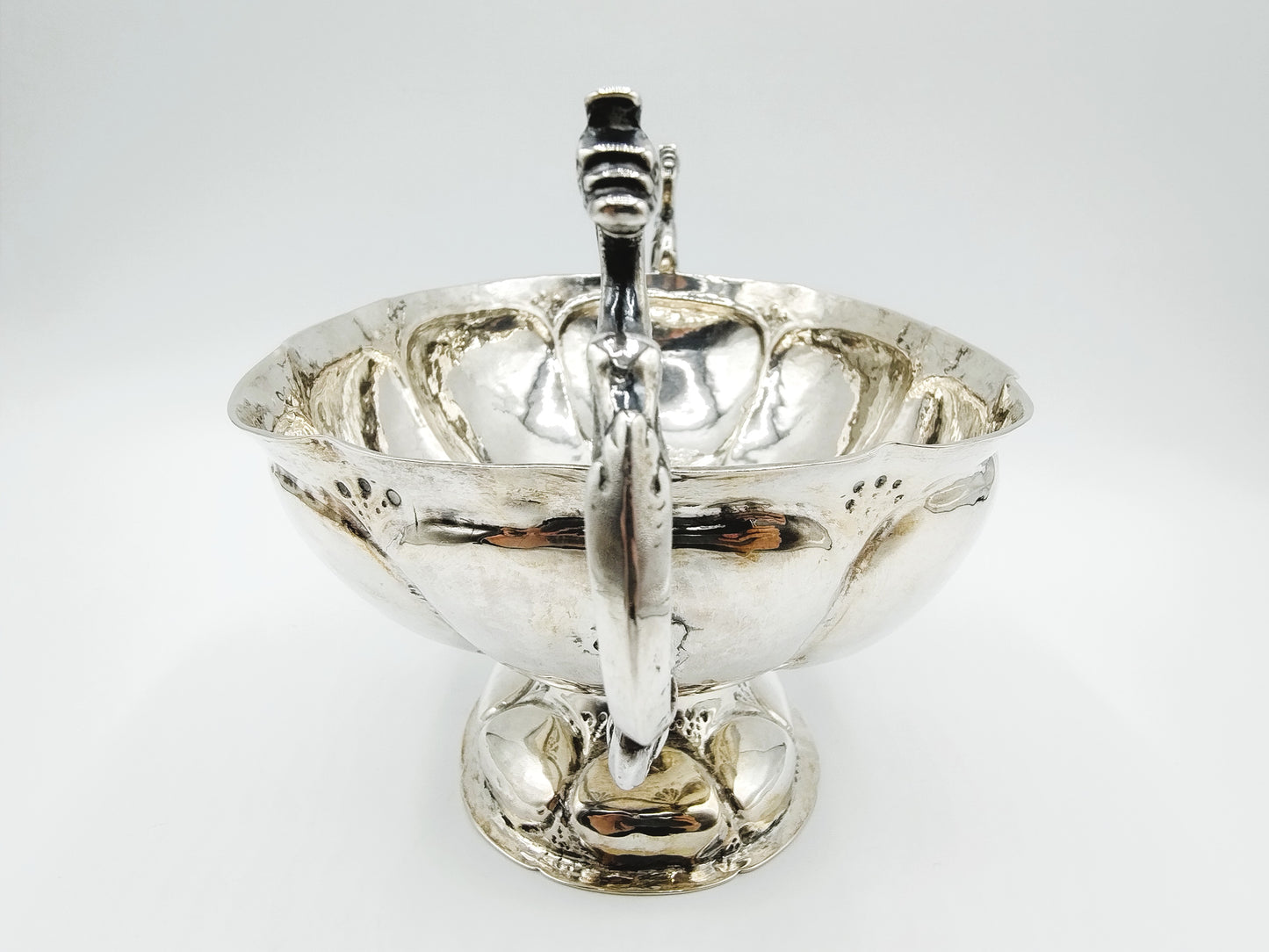 Silver brandy bowl, L. Guidon, Groningen, 1698