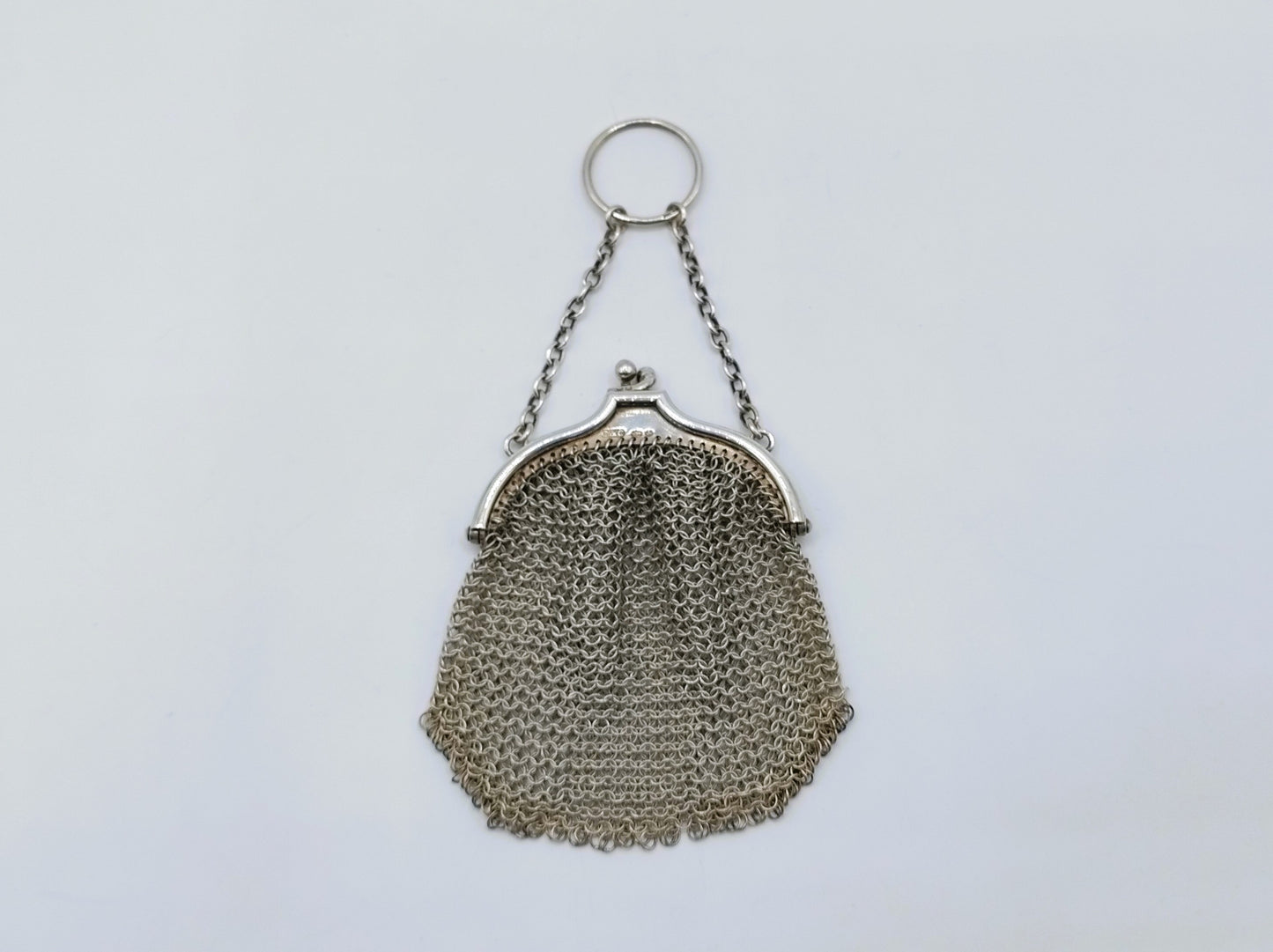 Zilveren beugeltasje met maliënkolder, Londen, 1915