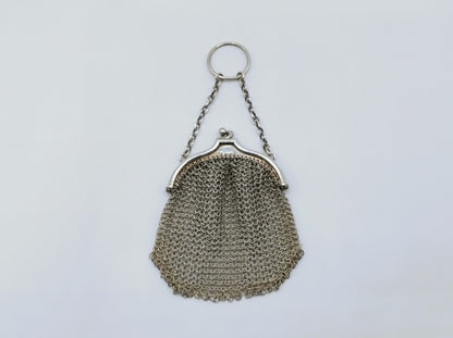 Zilveren beugeltasje met maliënkolder, Londen, 1915