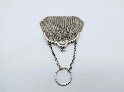 Zilveren beugeltasje met maliënkolder, Londen, 1915