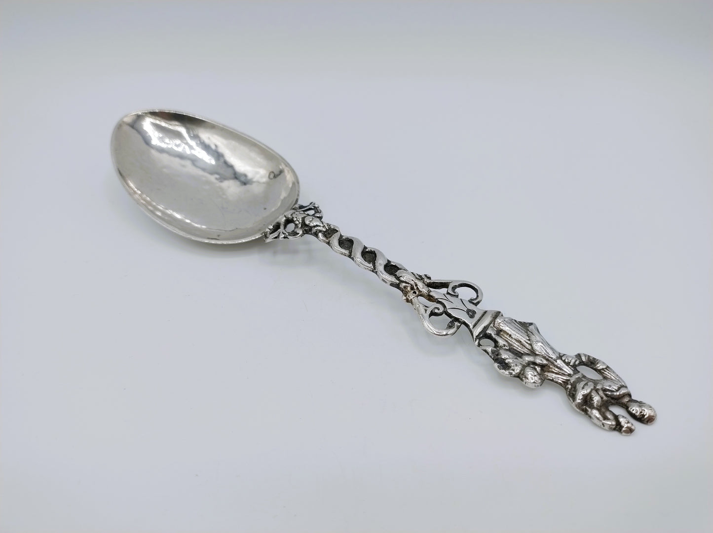 Silver birth spoon, JJ Hiemstra, Makkum, 1826