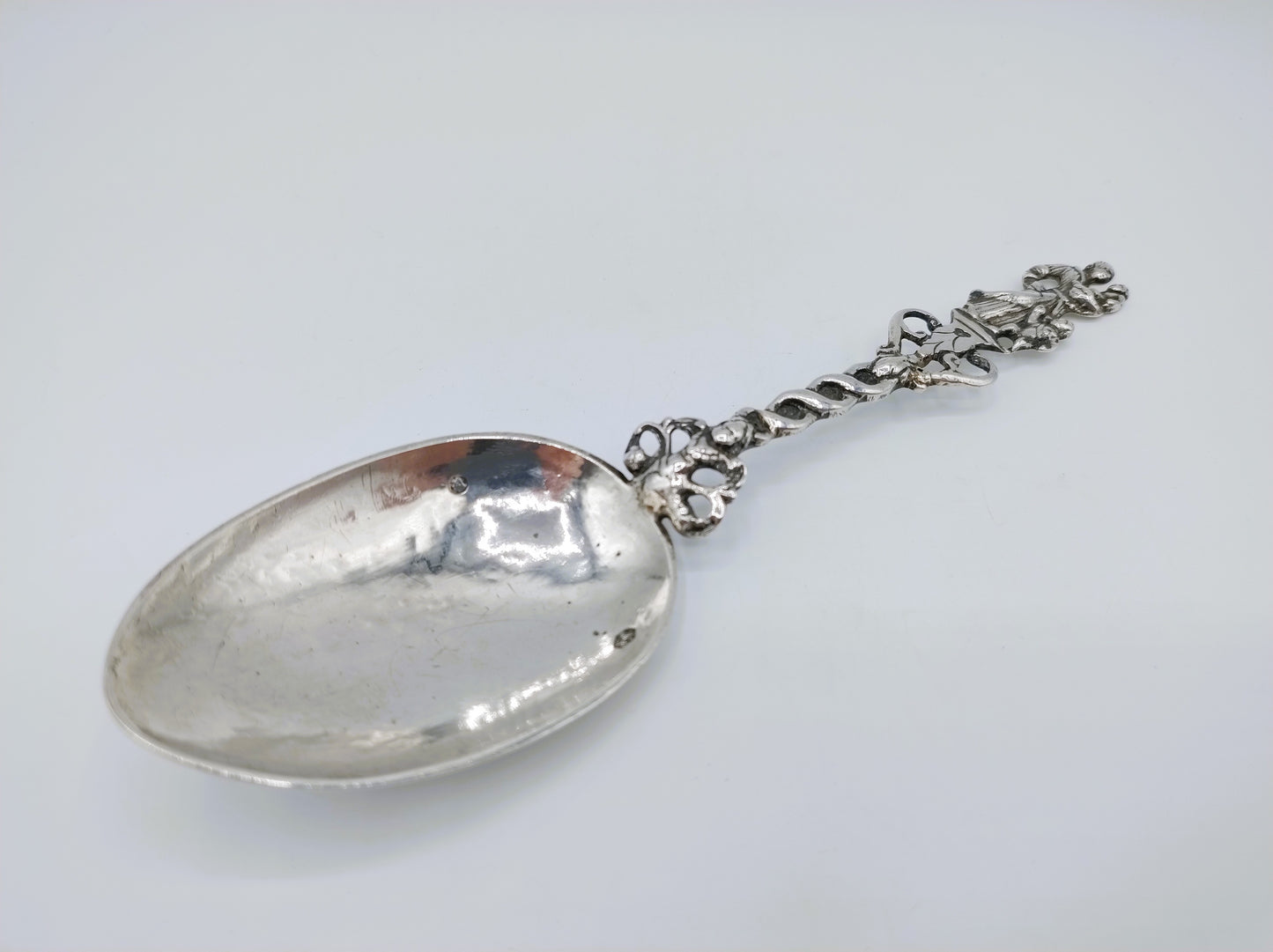 Silver birth spoon, JJ Hiemstra, Makkum, 1826