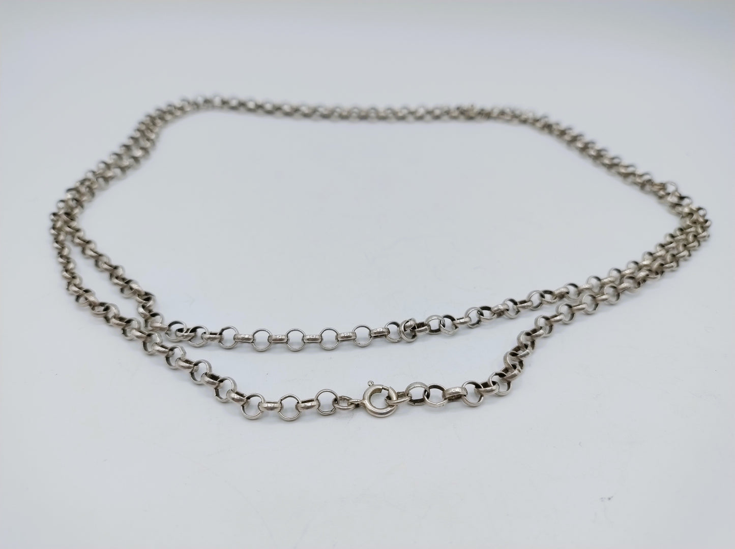 Zilveren jasseronketting, 121 cm.