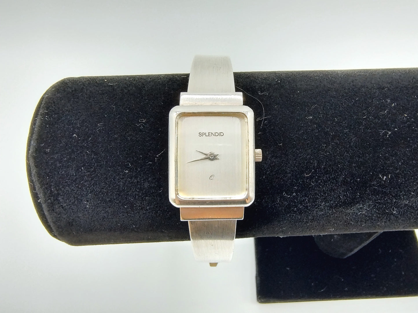 Silberne Uhr, Splendid, 15,5 cm.
