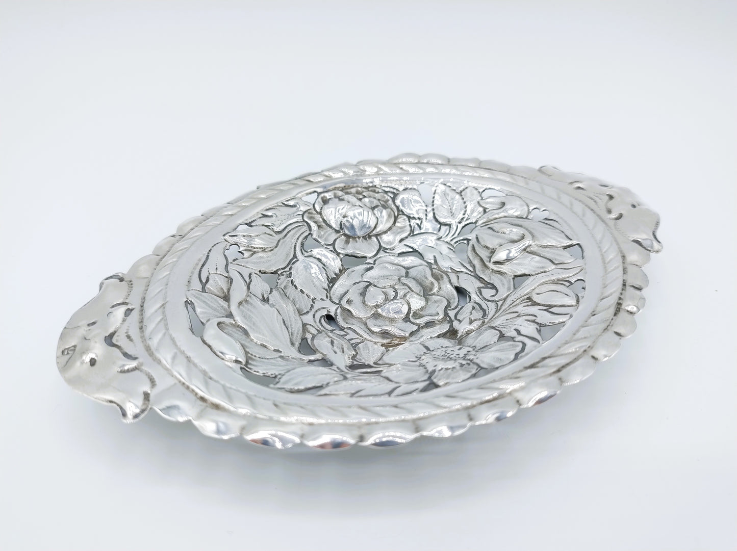 Zilveren aardbeienschaaltje, Utrecht, 1720