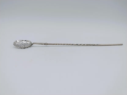 Zilveren theezeef of mote lepel, 18e eeuws