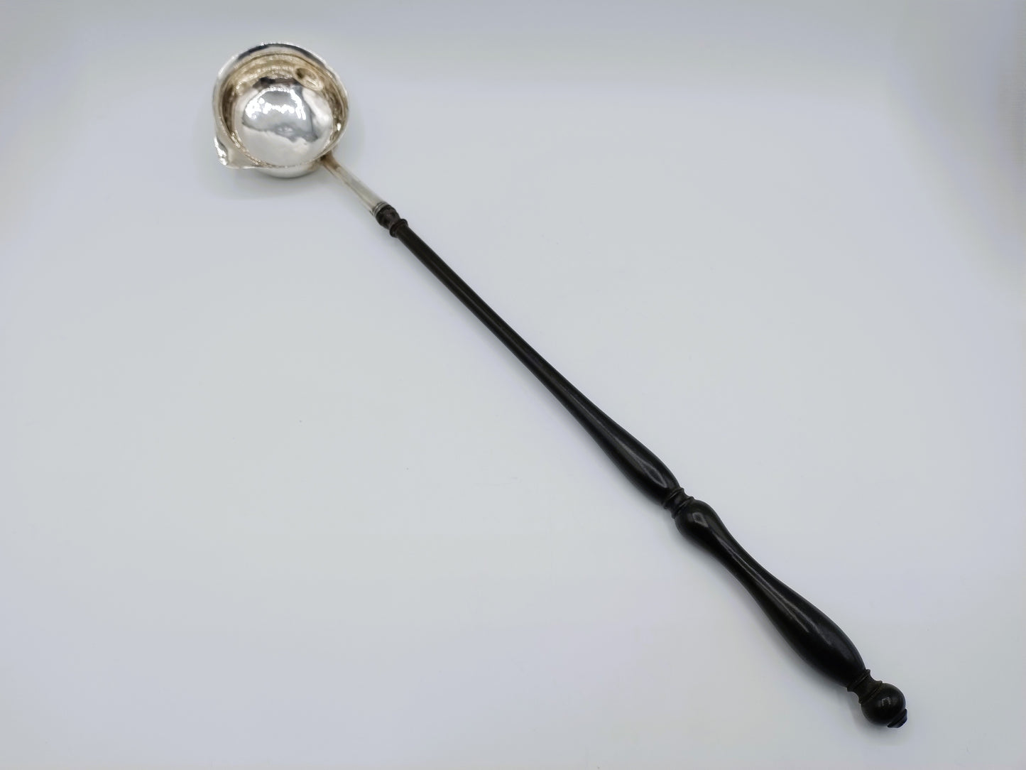 Zilveren punchlepel met houten steel, L. Brouwer, Den Haag, 1782