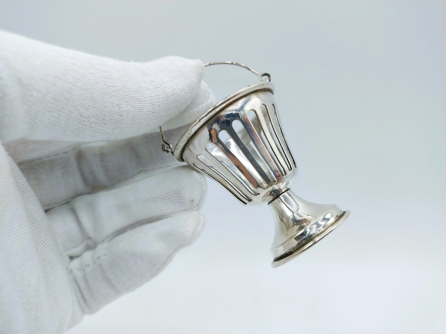Zilveren miniatuur vuurkorf, H. Hooijkaas, Schoonhoven, 20e eeuws