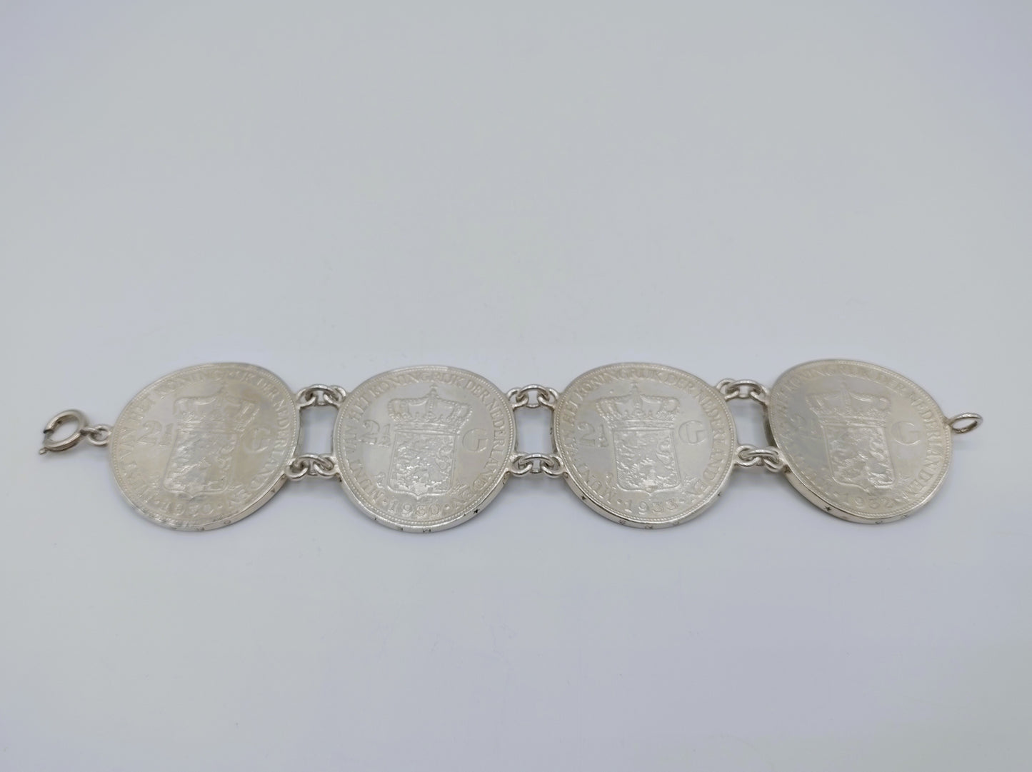 Silberarmband aus 4 Wilhelmina-Rijksdaaldern, 19 cm