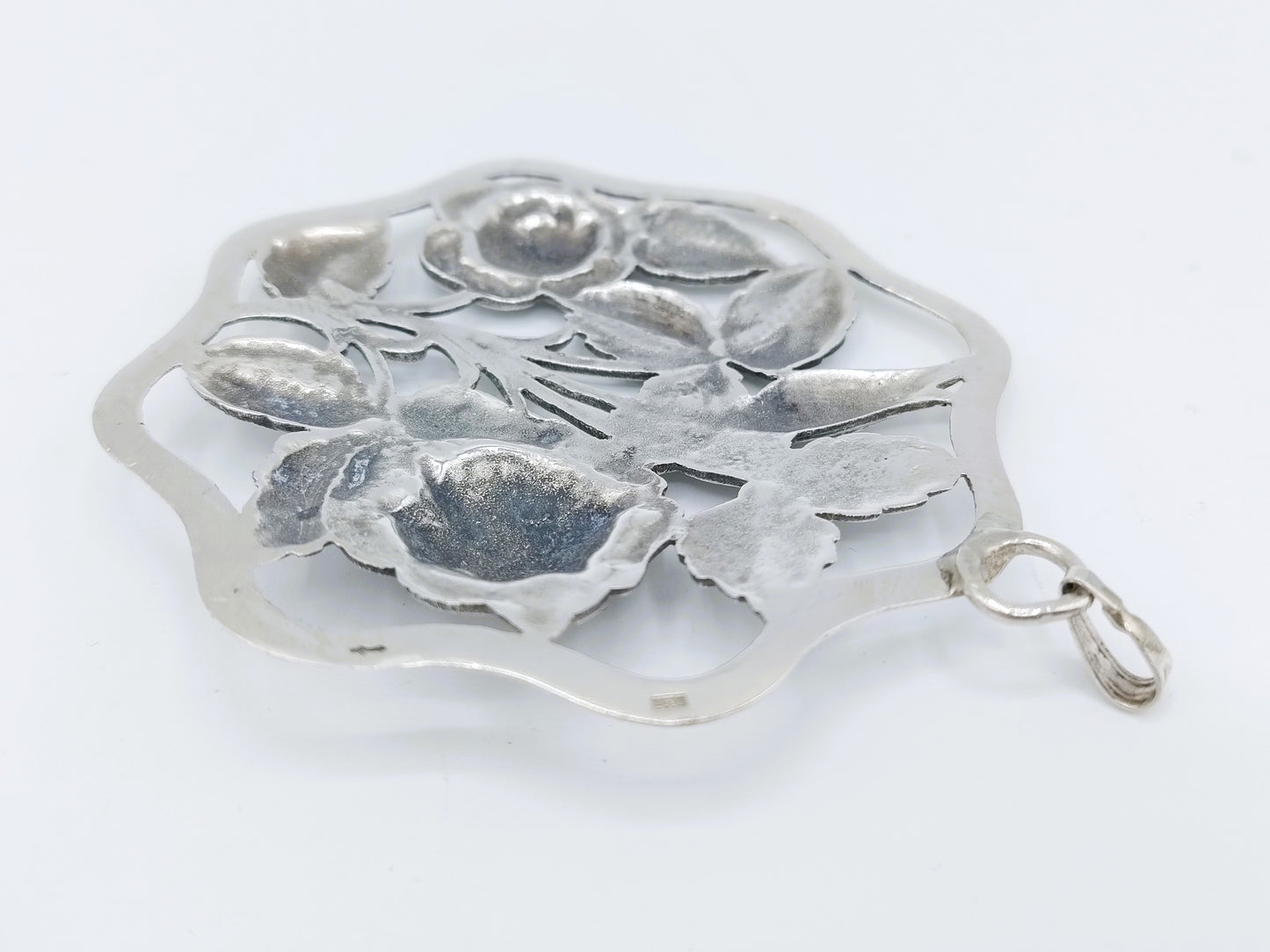 Silver flower pendant, Fa. Bijkamp and Co, Steenwijk