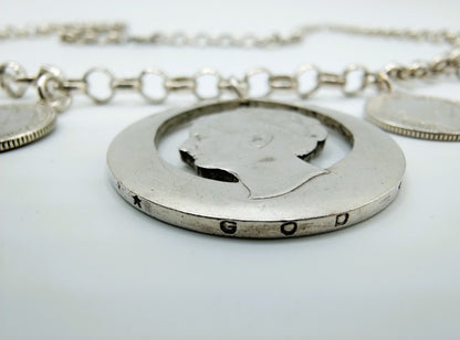 Silver jasseron chain with Wilhelmina coins, 77 cm