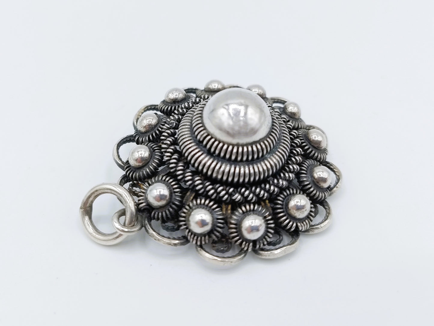 Silver Zeeland button pendant, 925