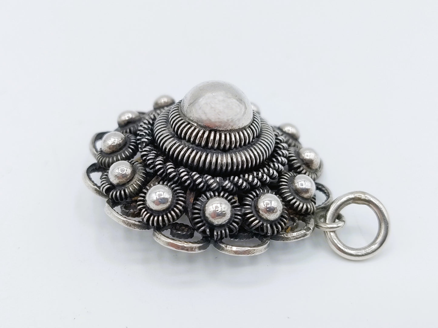 Silver Zeeland button pendant, 925