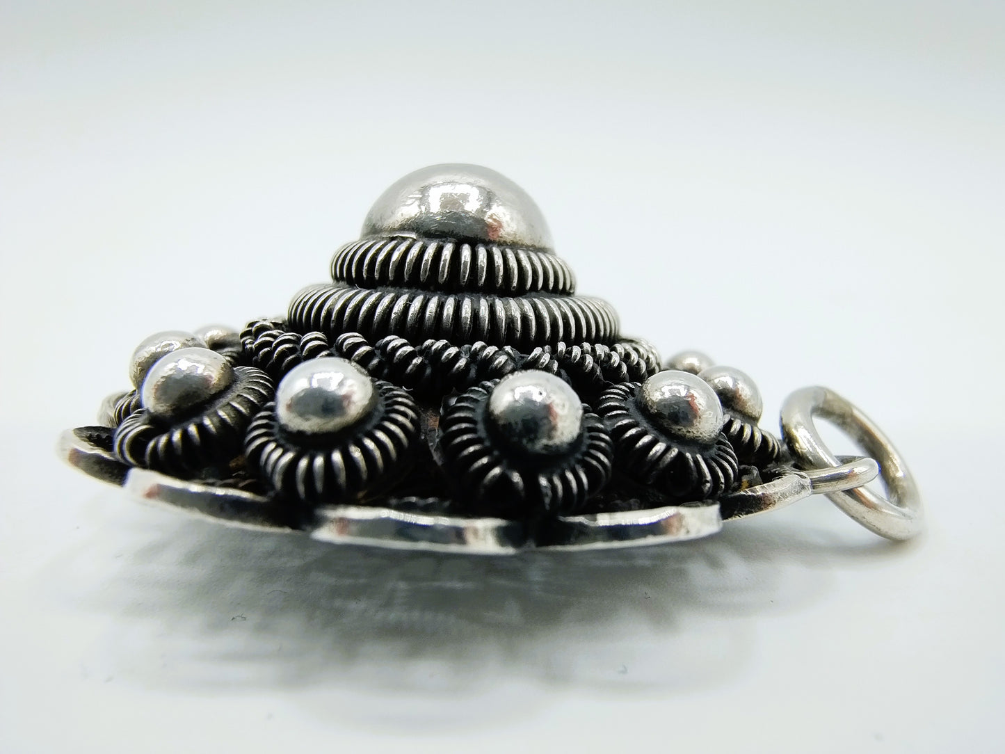 Silver Zeeland button pendant, 925