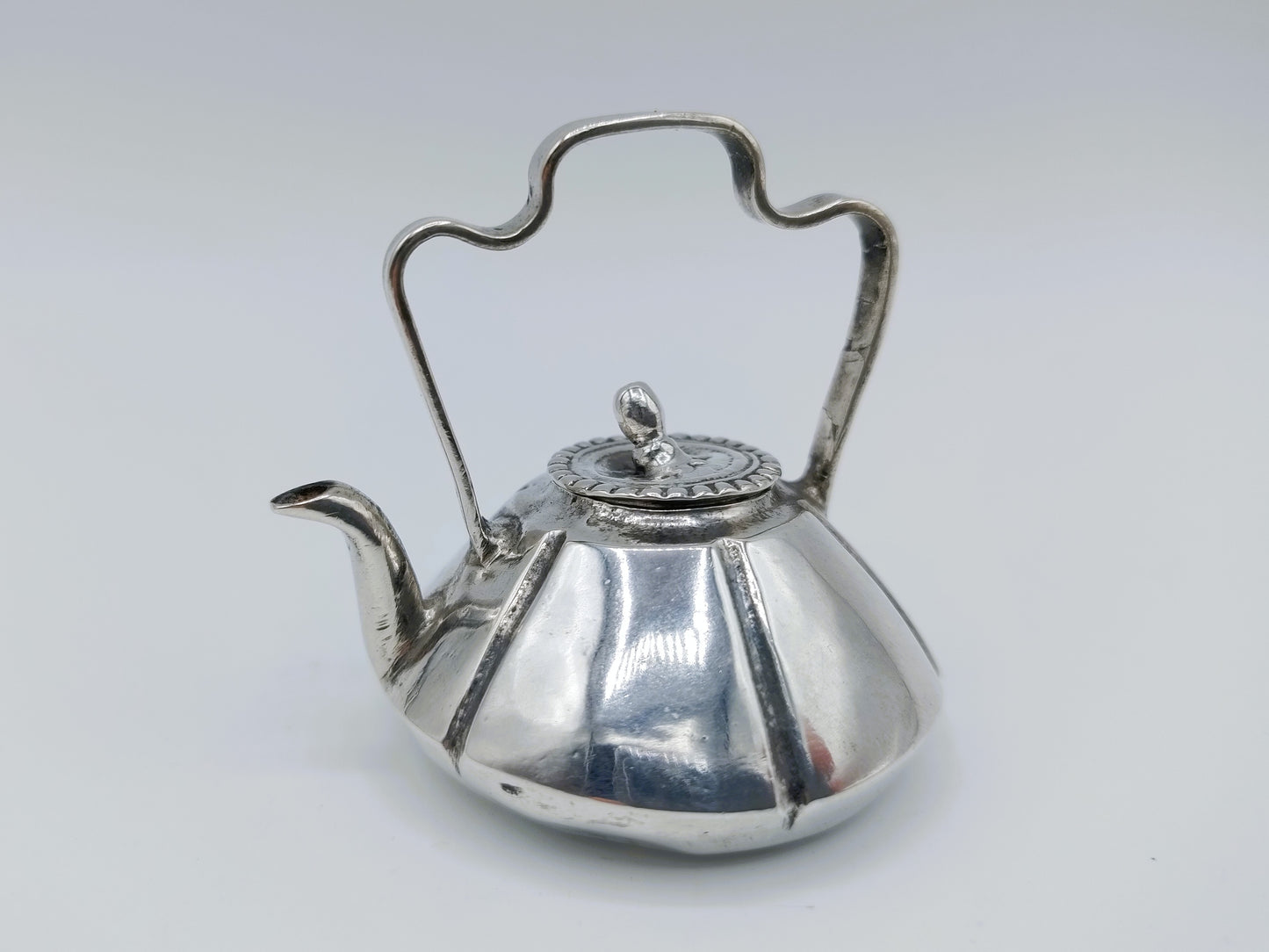 Zilveren miniatuur waterketel, Amsterdam, ca. 1725