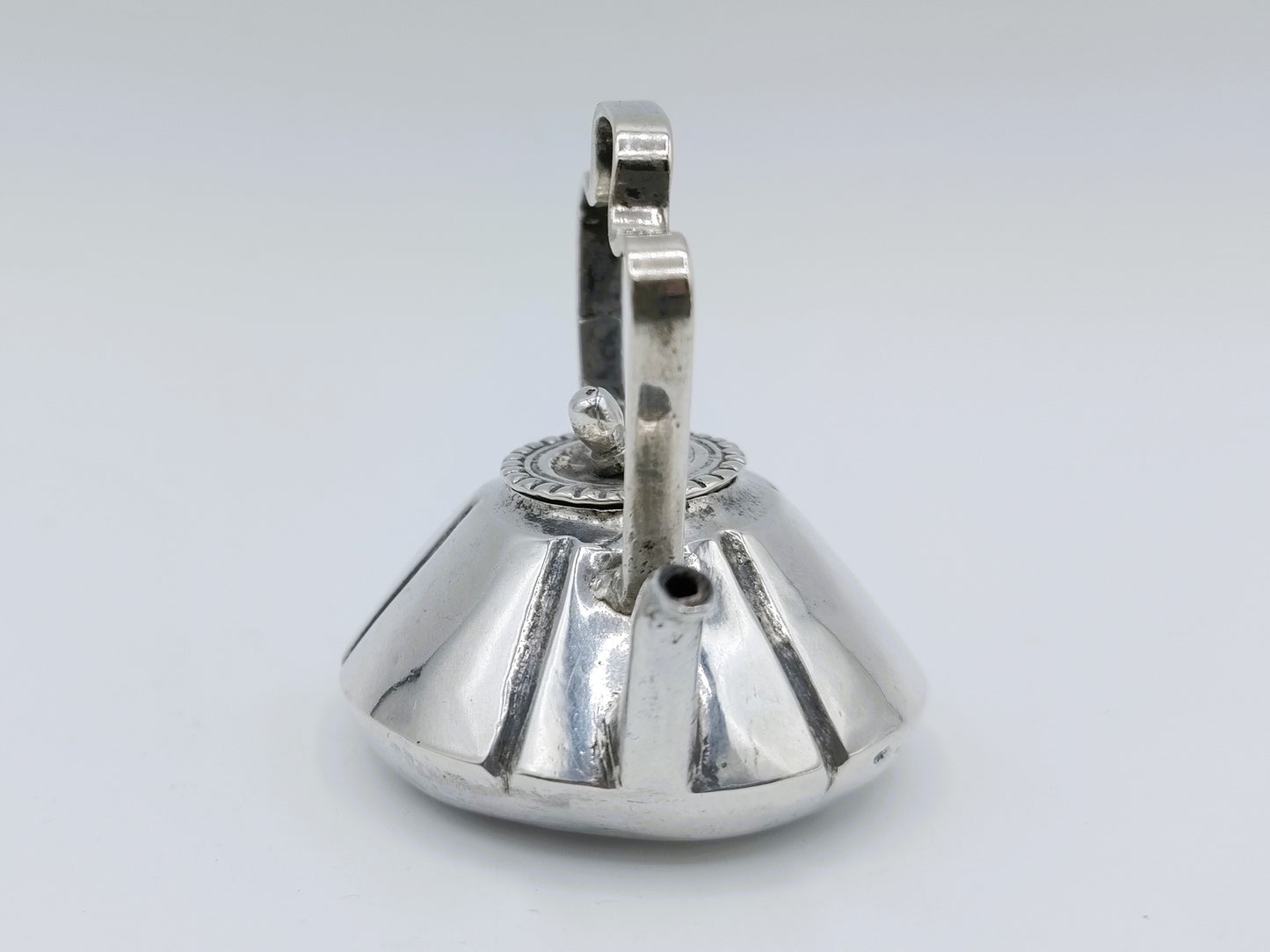 Zilveren miniatuur waterketel, Amsterdam, ca. 1725