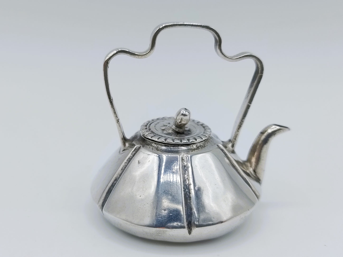 Zilveren miniatuur waterketel, Amsterdam, ca. 1725