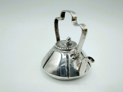 Zilveren miniatuur waterketel, Amsterdam, ca. 1725