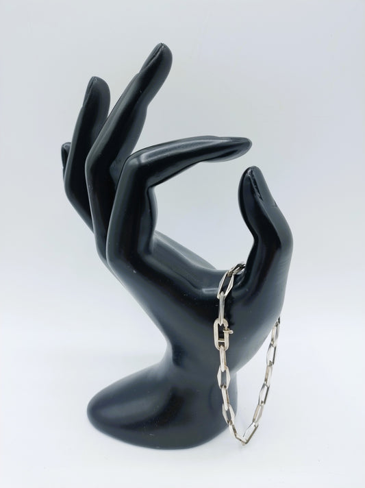 Silver 'close forever' bracelet, 20 cm
