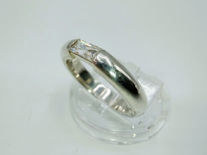 Zilveren ring met zirkonia, 17 mm