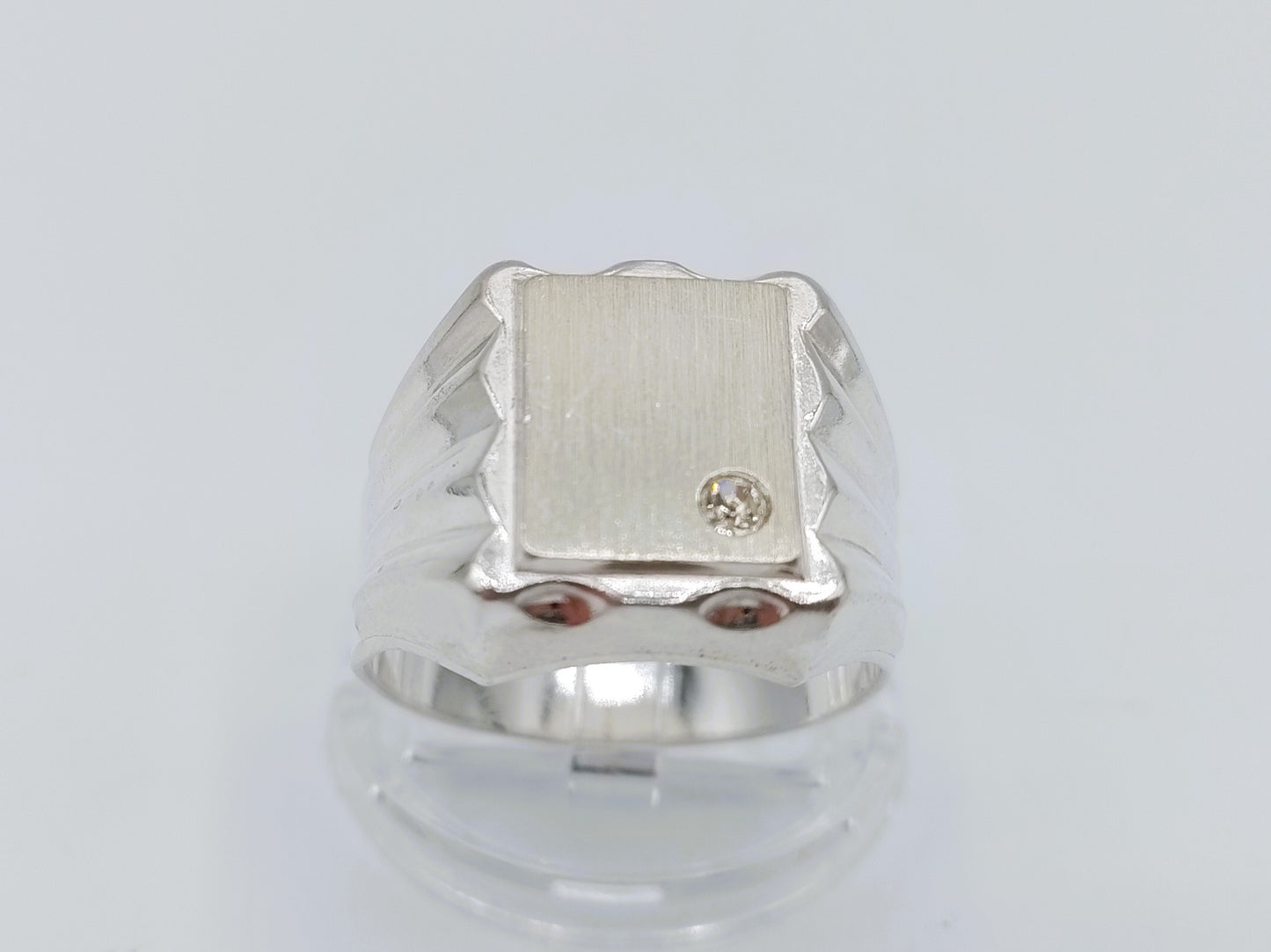 Zilveren heren zegelring met zirkonia, 21.5 mm