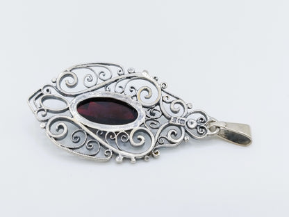 Vintage zlveren hanger met granaat, 835