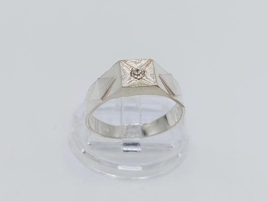Zilveren ring met zirkonia, 18 mm