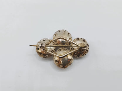 Silver Zeeland button brooch, 835