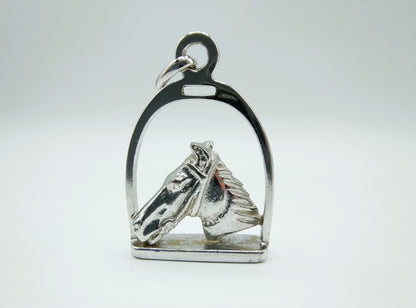 Zilveren hanger met paardenhoofd, 835