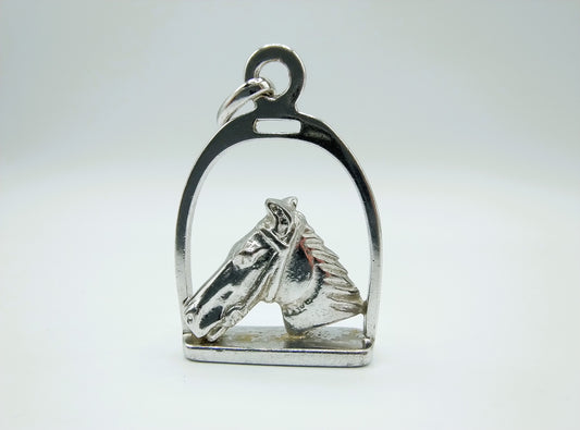 Zilveren hanger met paardenhoofd, 835