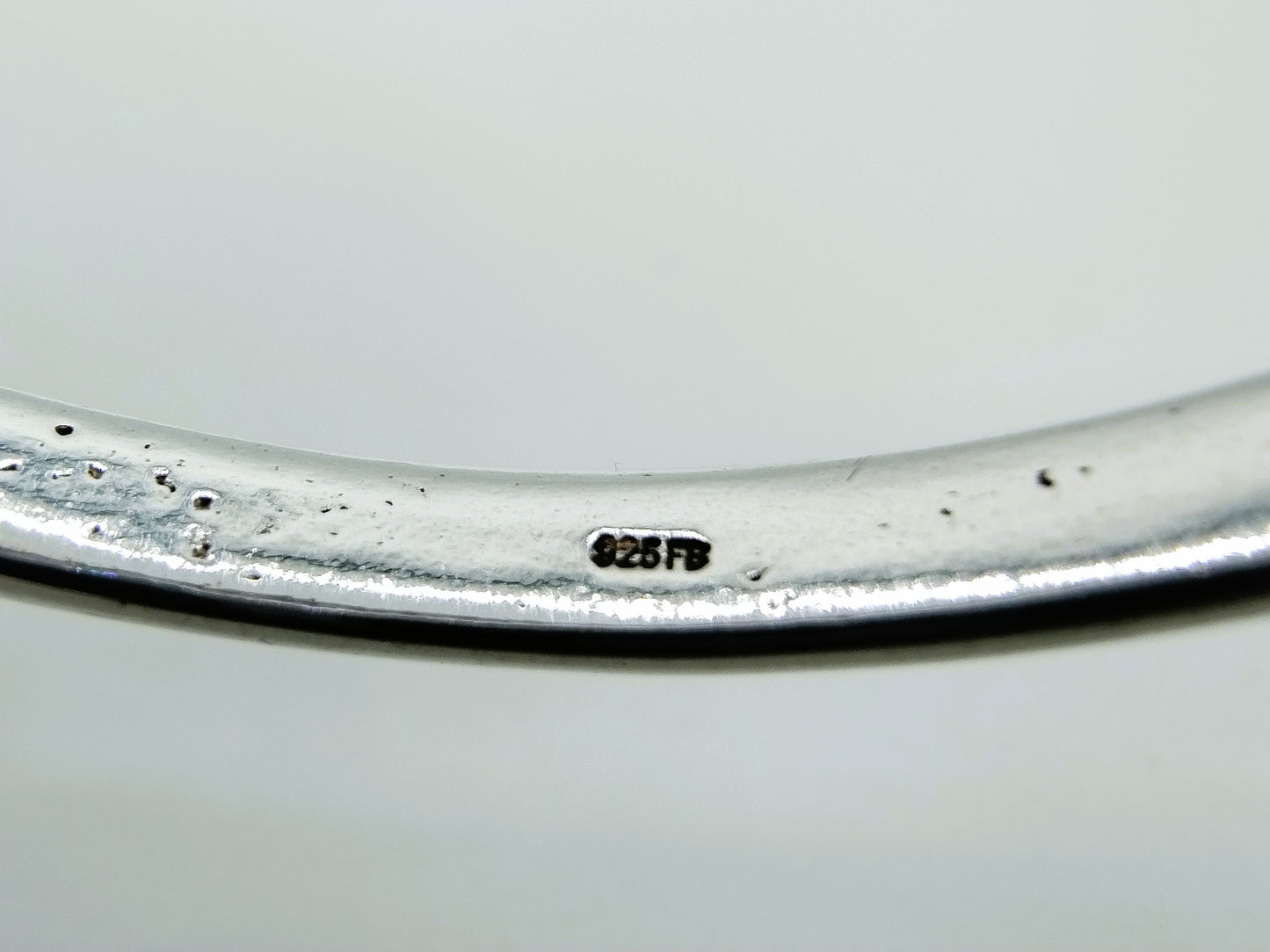 Silberarmband mit Schleifenmotiv, 925