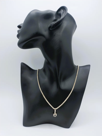 Zilveren koordcollier met hanger, 45,5 cm.