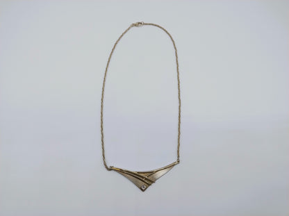 Zilveren koordcollier met V hanger, 42,5 cm.