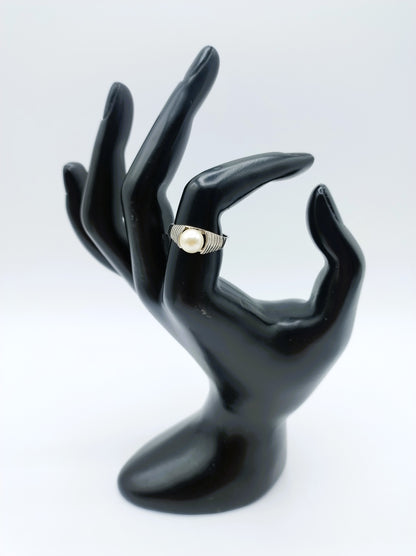 Zilveren ring met parel, A.W.G. Wels, Amsterdam, 18 mm