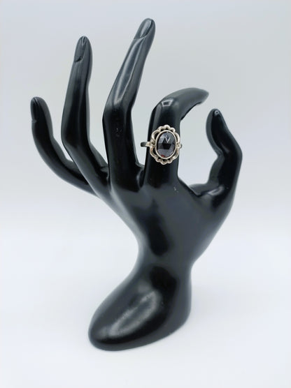 Silberring mit Granat, 18,5 mm