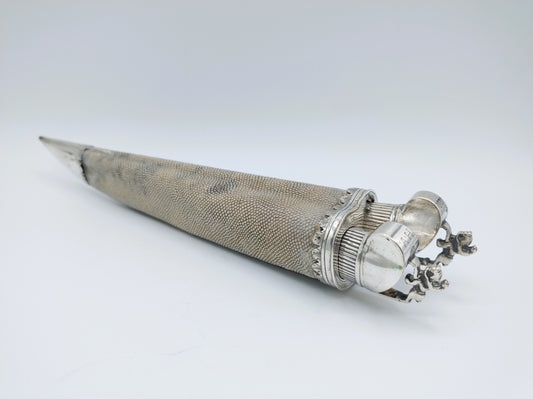 Silbernes Reisebesteck im Rochenhautetui. Gouda, um 1720