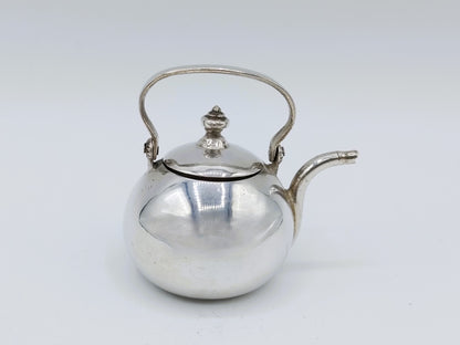 Zilveren miniatuur waterketel, J. Borduur, Amsterdam, 1754